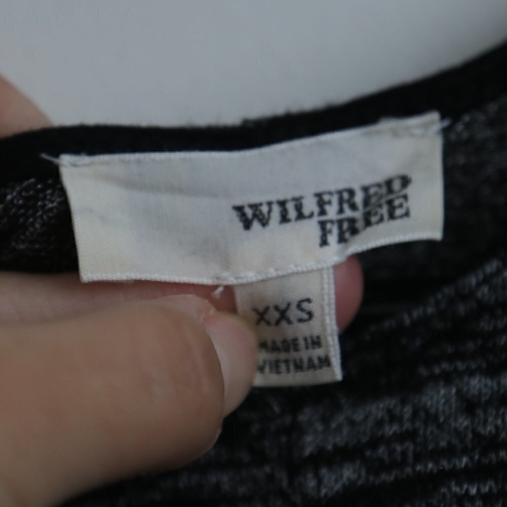 Wilfred Free Aritzia Rosa Sleeveless Swing Marled Knit Dress Grey - Picture 5 of 8